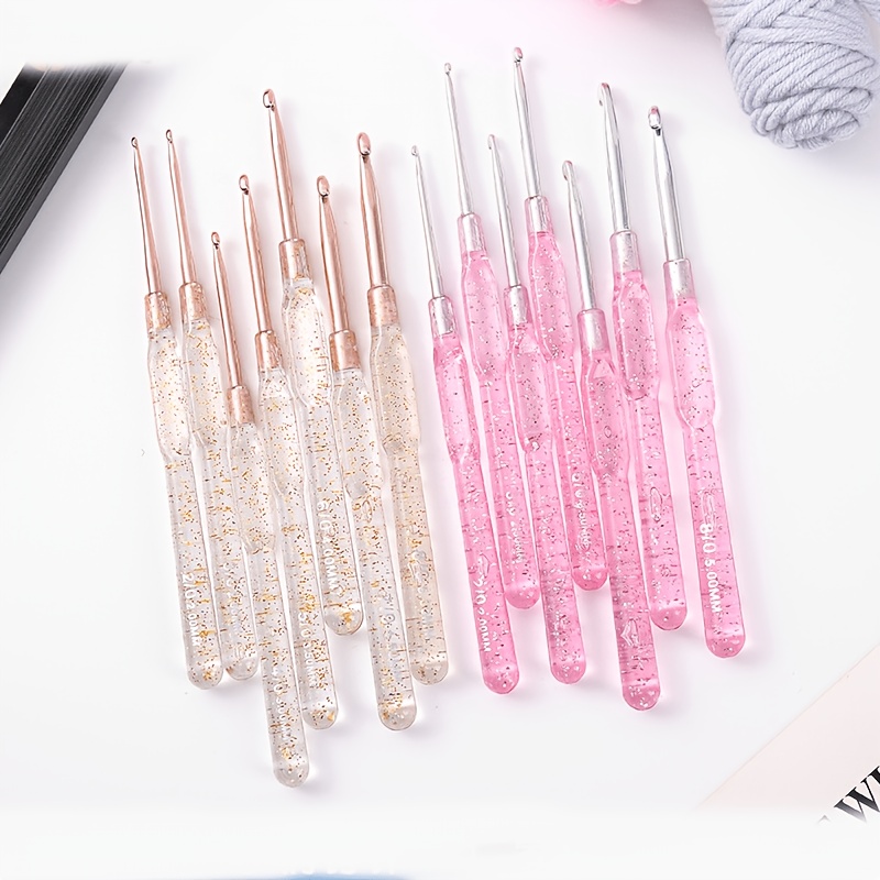 مجموعة إبر كروشيه شفافة لامعة  - مراجعة Resin Glitter Pack وسعره
